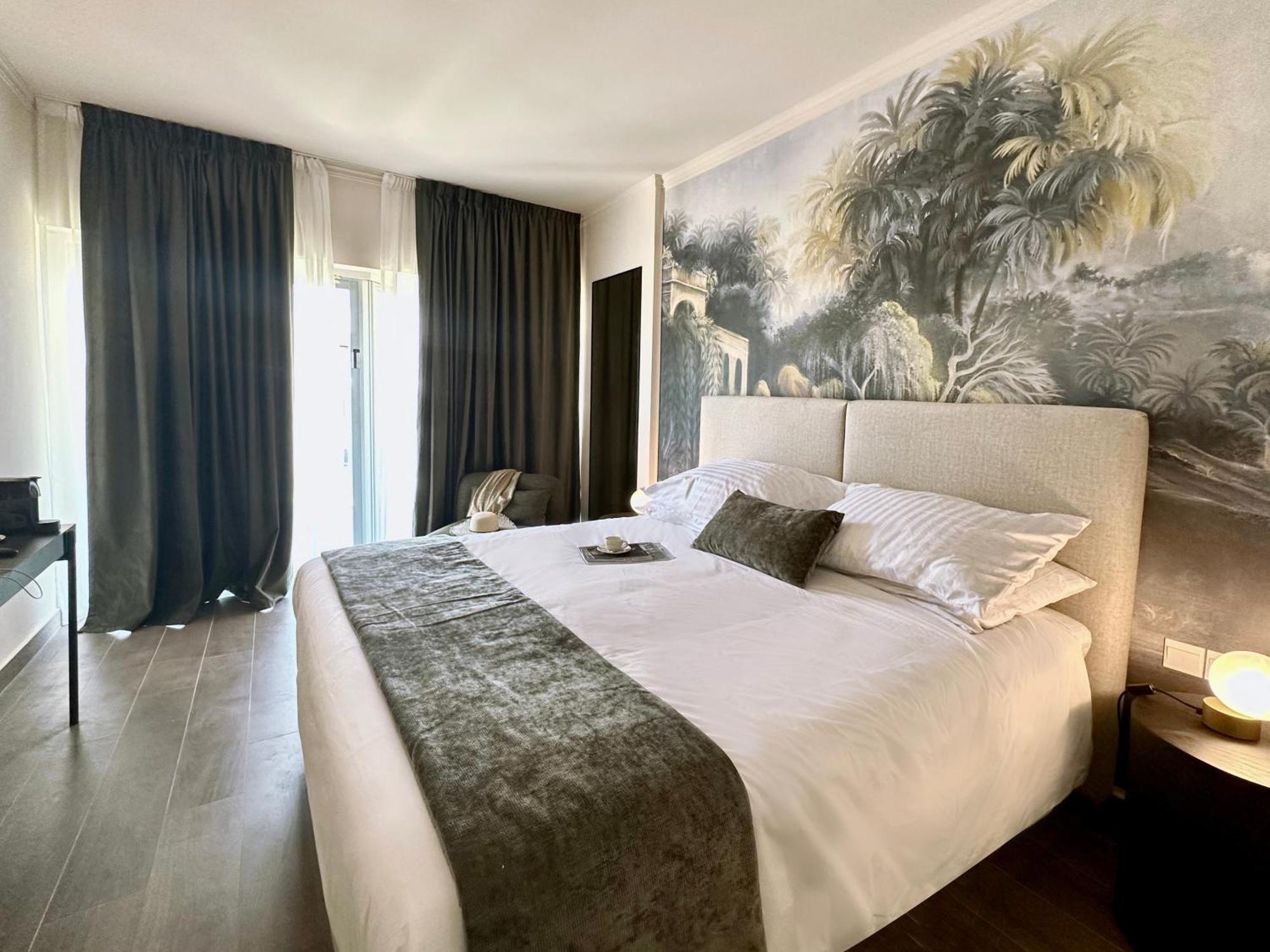 Cali Resort & Spa Designed For Adults By Louis Hotels Пея Екстериор снимка