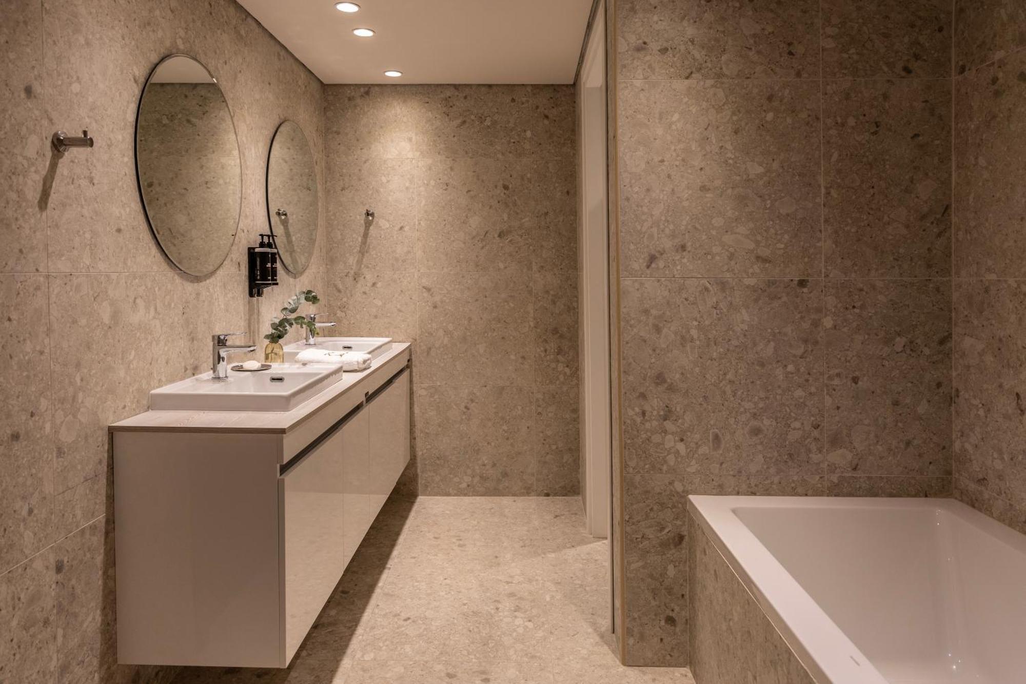 Cali Resort & Spa Designed For Adults By Louis Hotels Пея Екстериор снимка